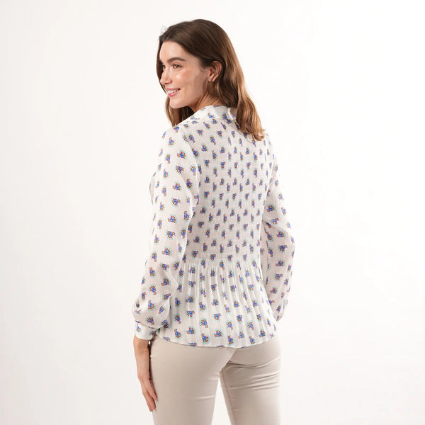 Aemelia Peakcock Pleated Blouse